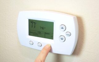 how long does a thermostat last
